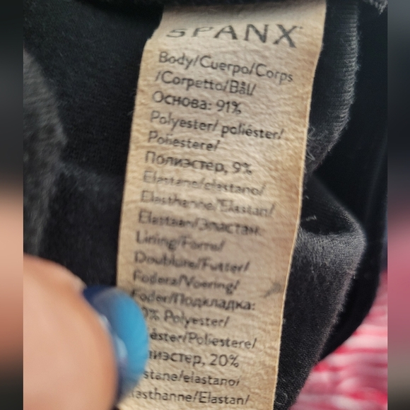 Spanx Velvety Leggings Size Small - Picture 5 of 8